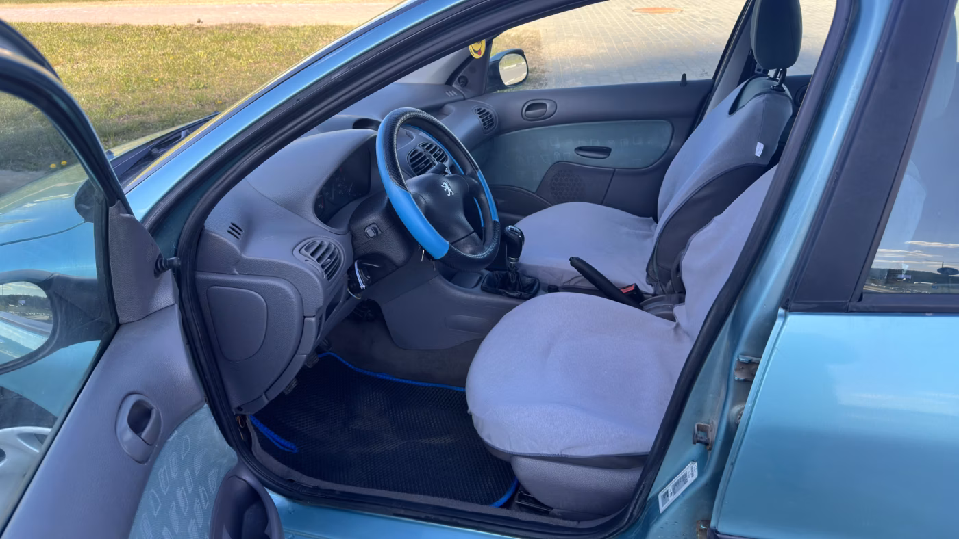 Peugeot 206 фото 21
