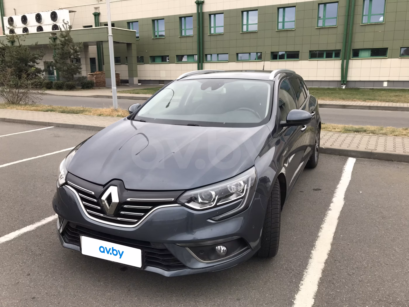 Renault Megane фото 2