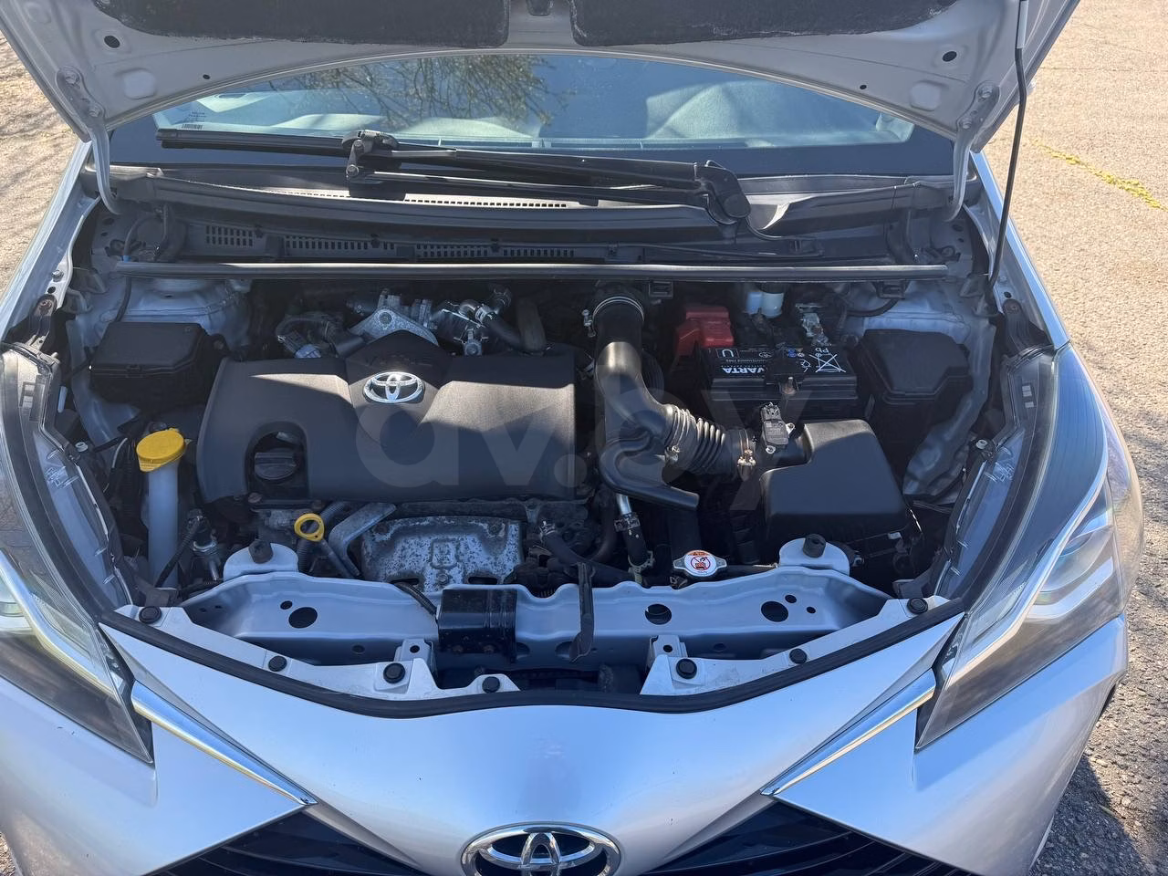 Toyota Yaris фото 6