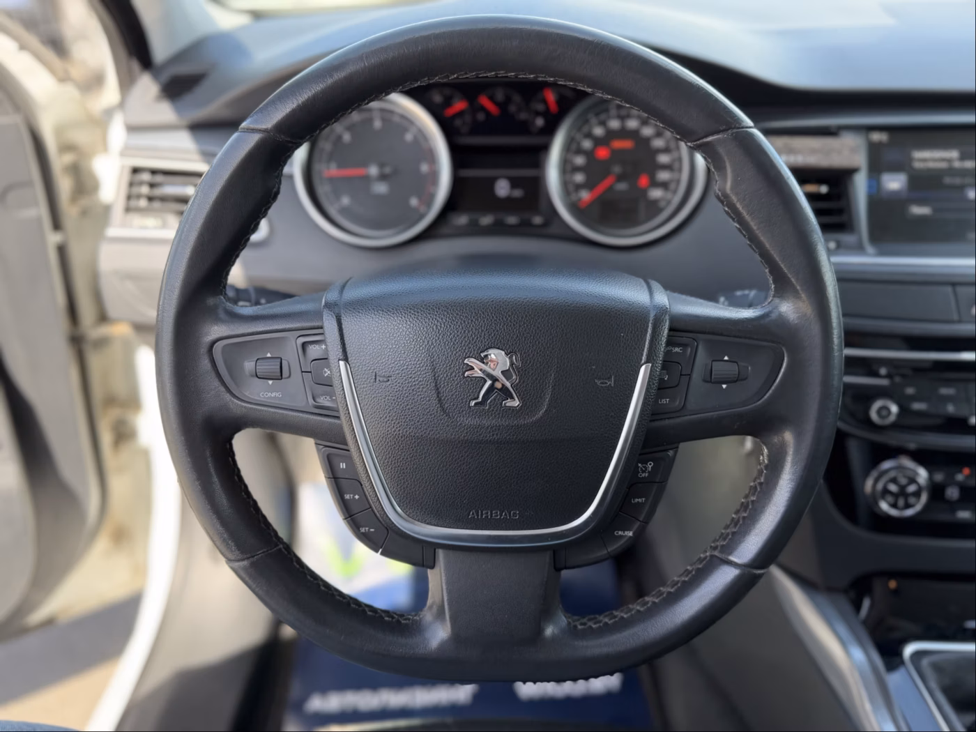 Peugeot 508 фото 17