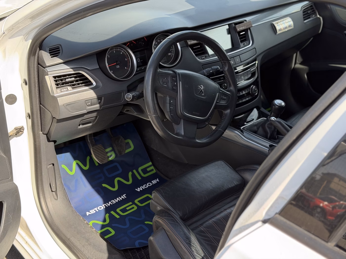 Peugeot 508 фото 14