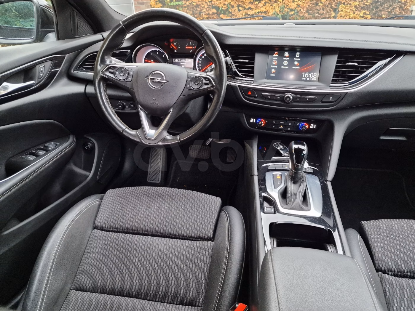 Opel Insignia фото 2