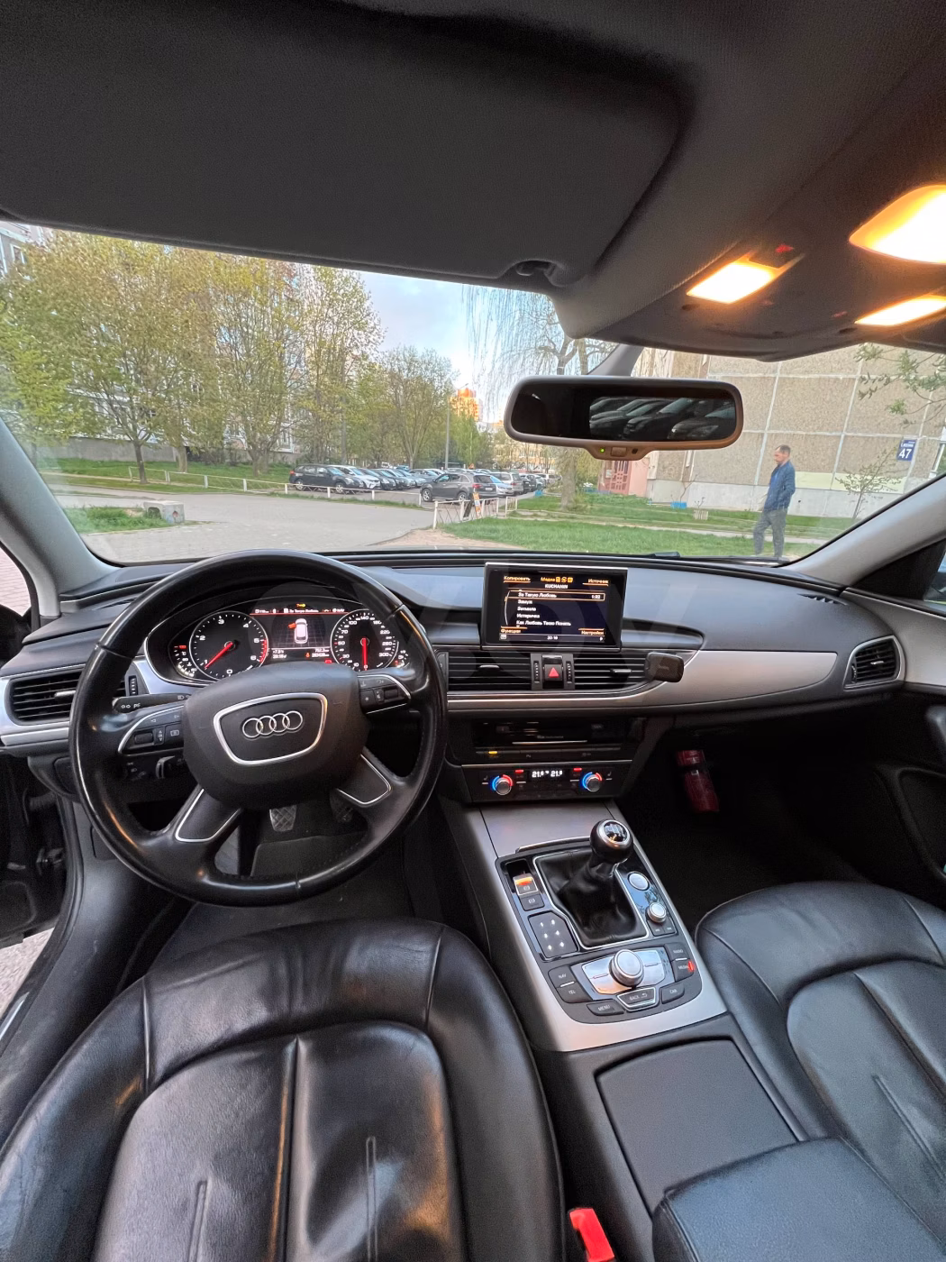 Audi A6 фото 10