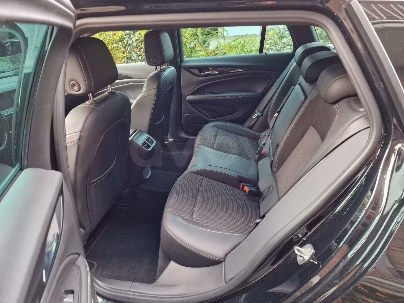 Opel Insignia фото 9