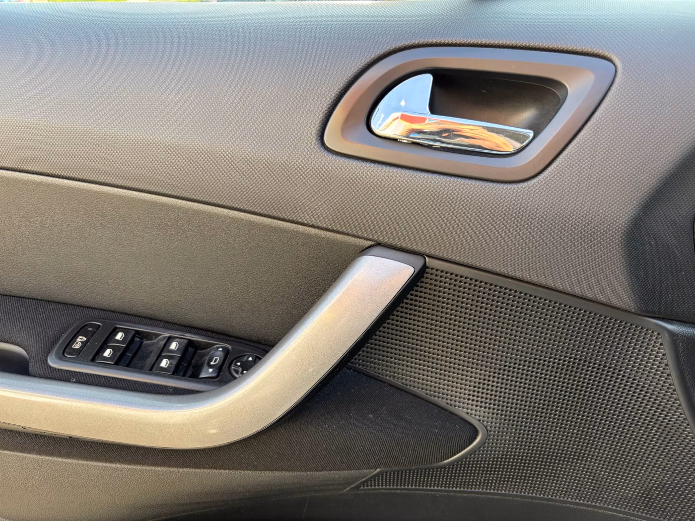 Peugeot 308 фото 15