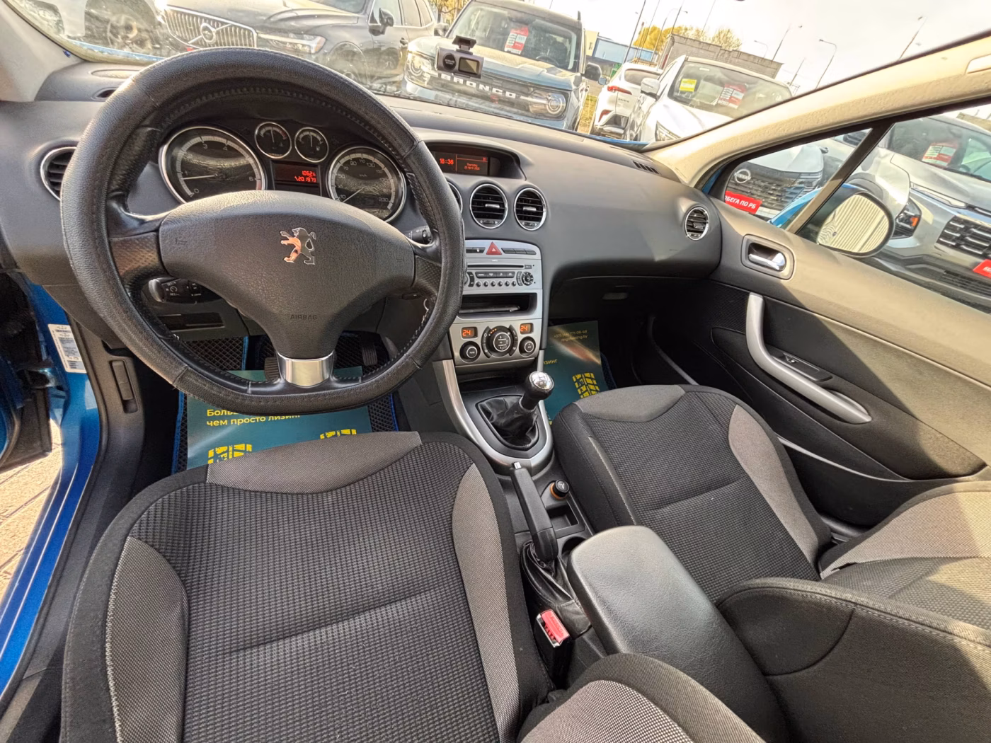 Peugeot 308 фото 16