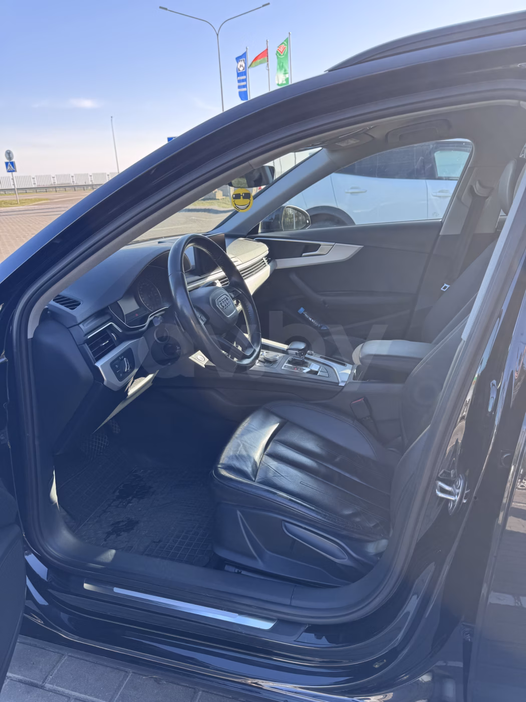 Audi A4 фото 9