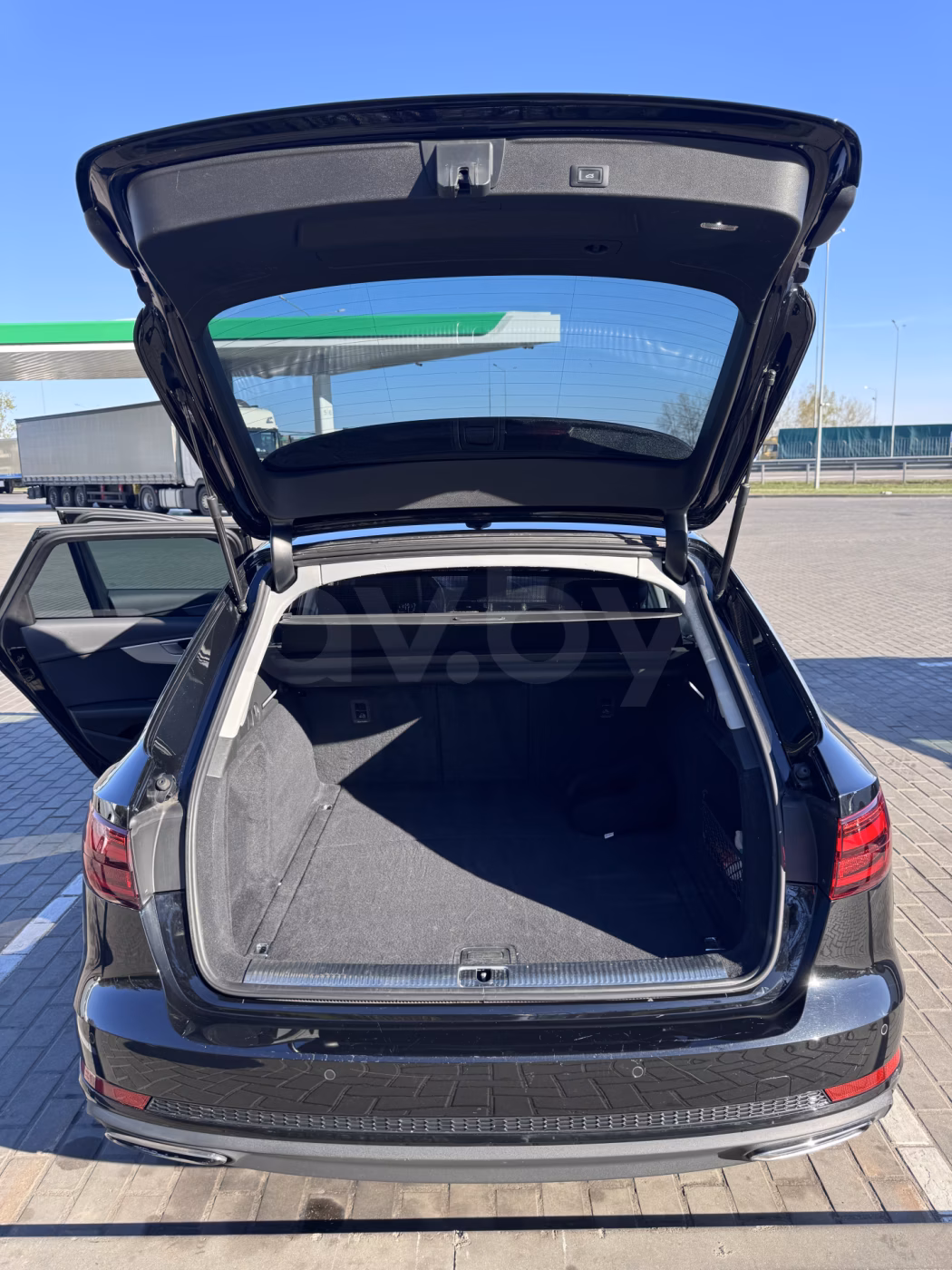Audi A4 фото 7