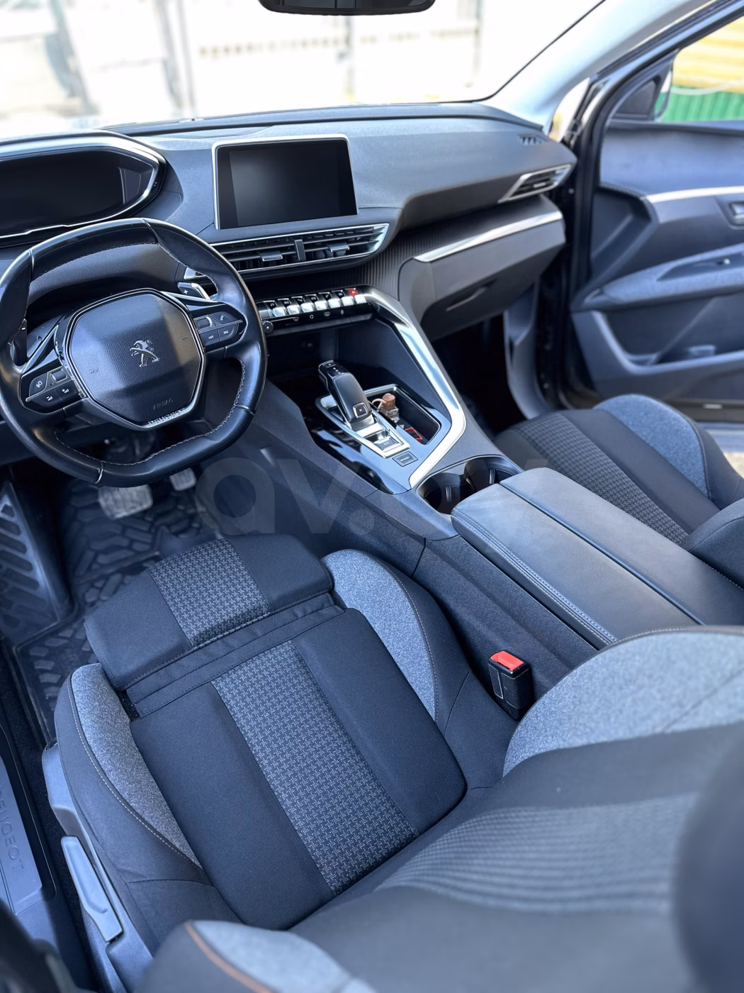 Peugeot 3008 фото 8