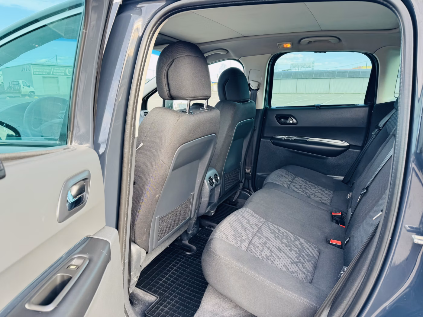Peugeot 3008 фото 6