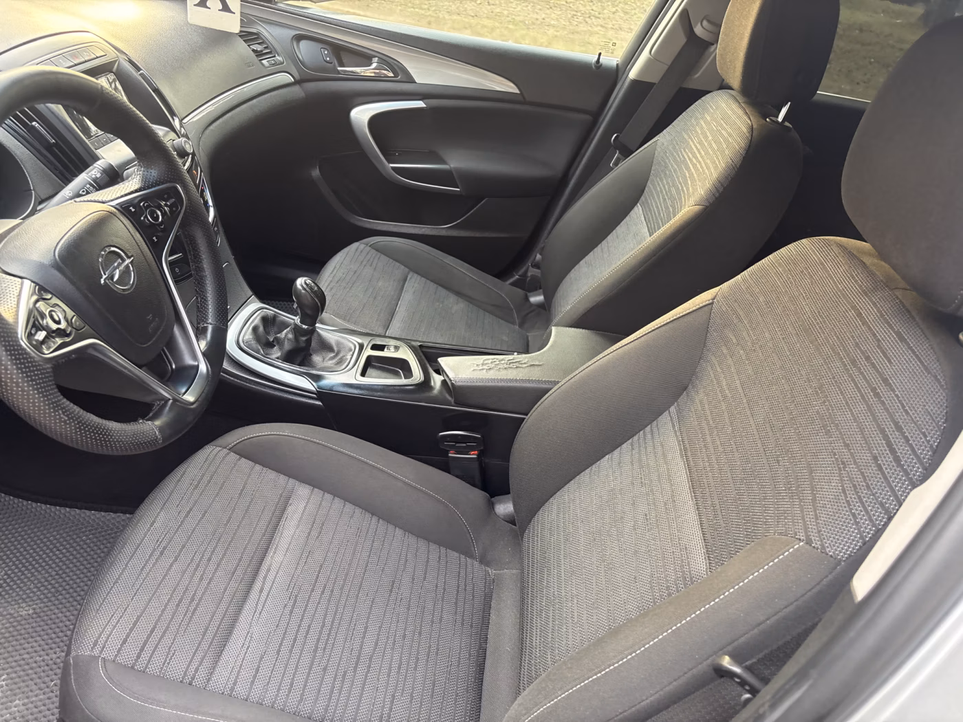 Opel Insignia фото 23