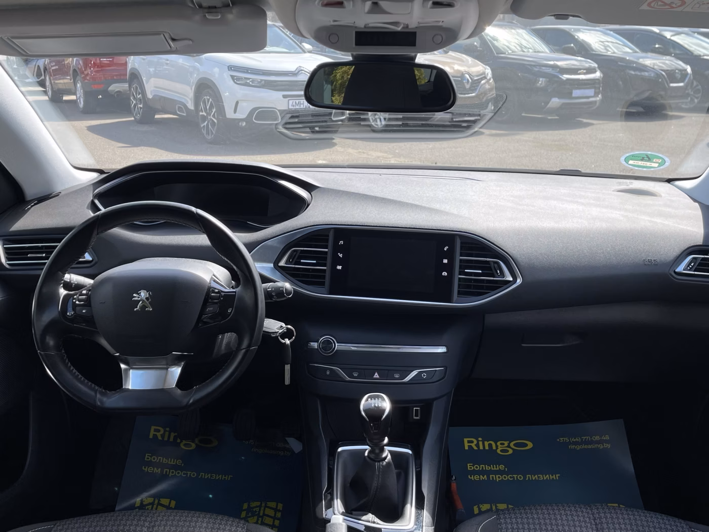 Peugeot 308 фото 17