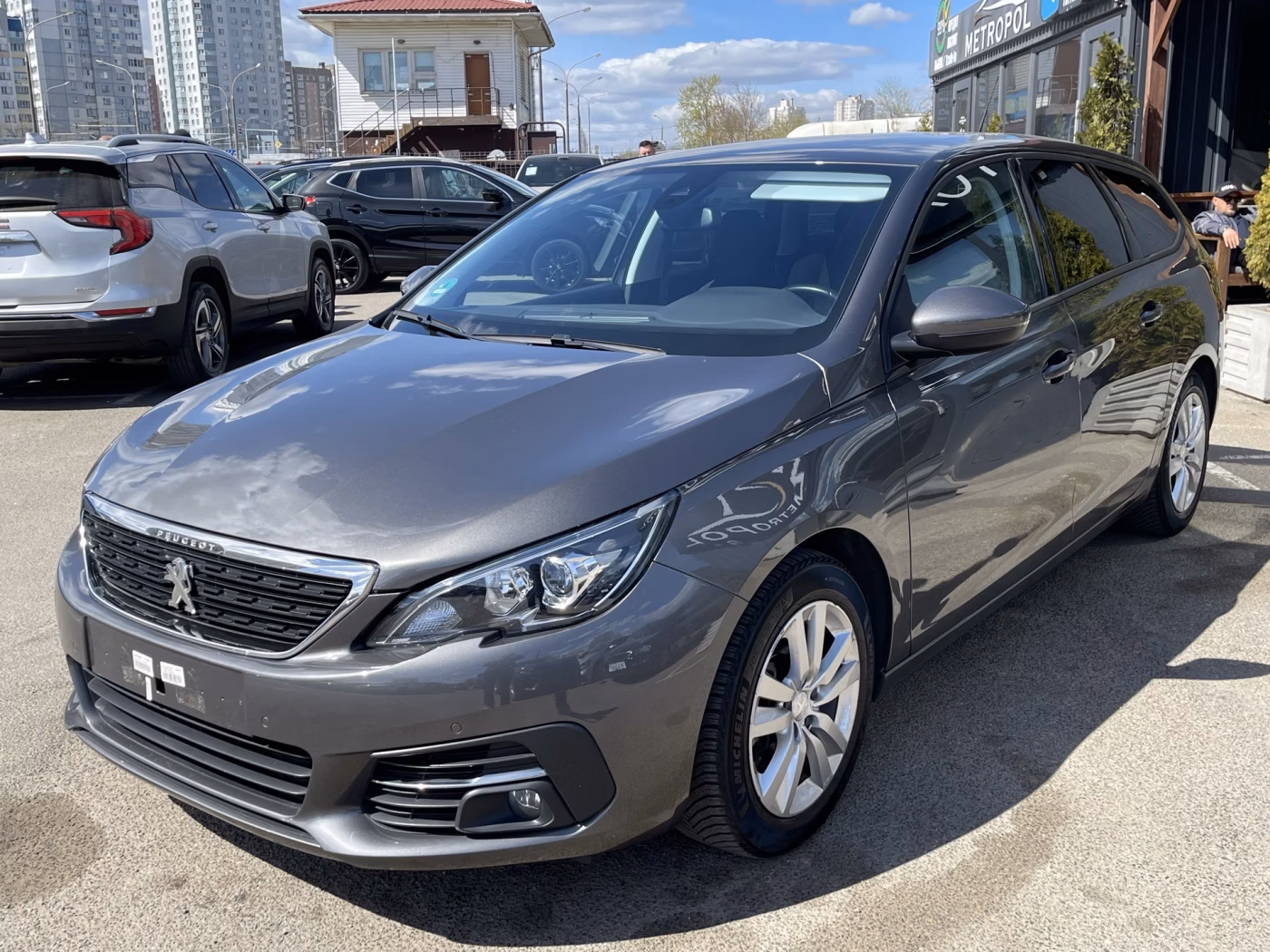 Peugeot 308 фото 3