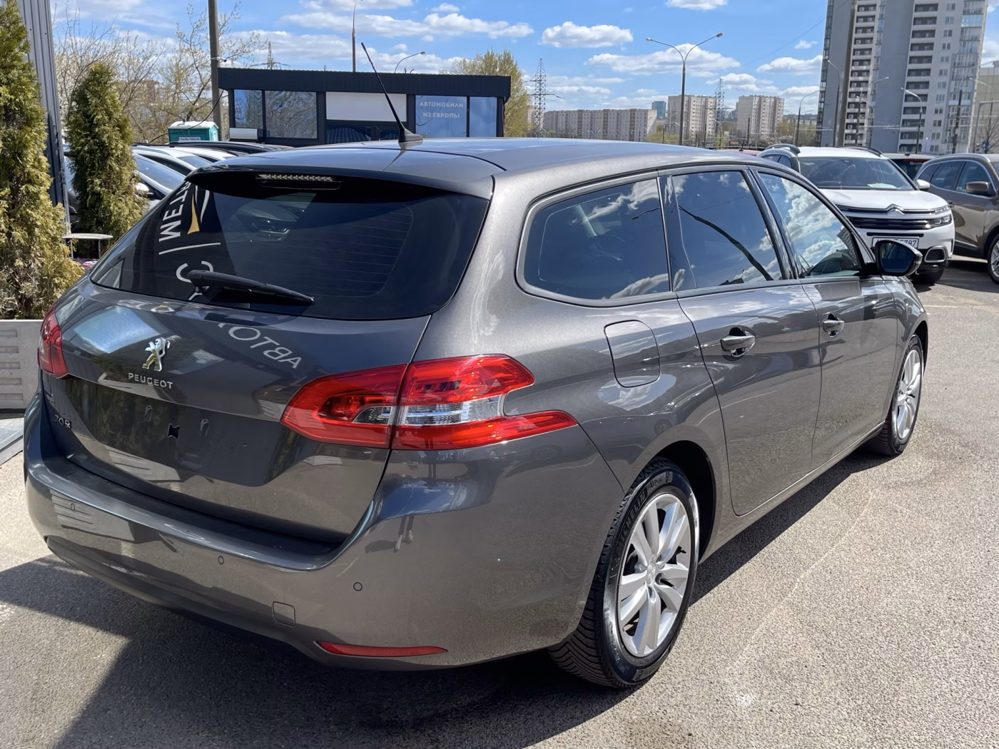 Peugeot 308 фото 4