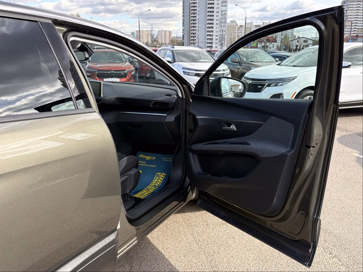 Peugeot 5008 фото 14