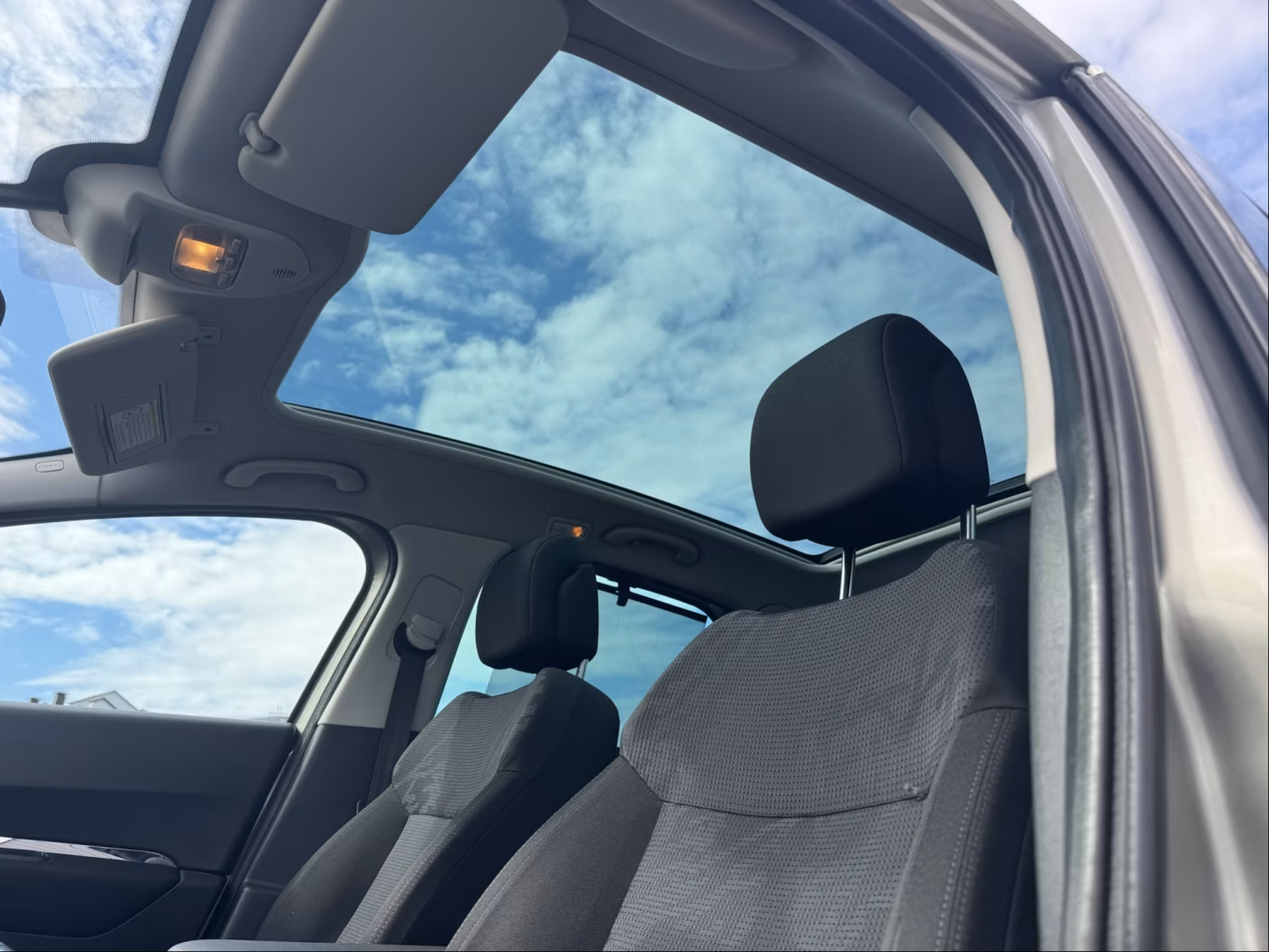 Peugeot 3008 фото 10