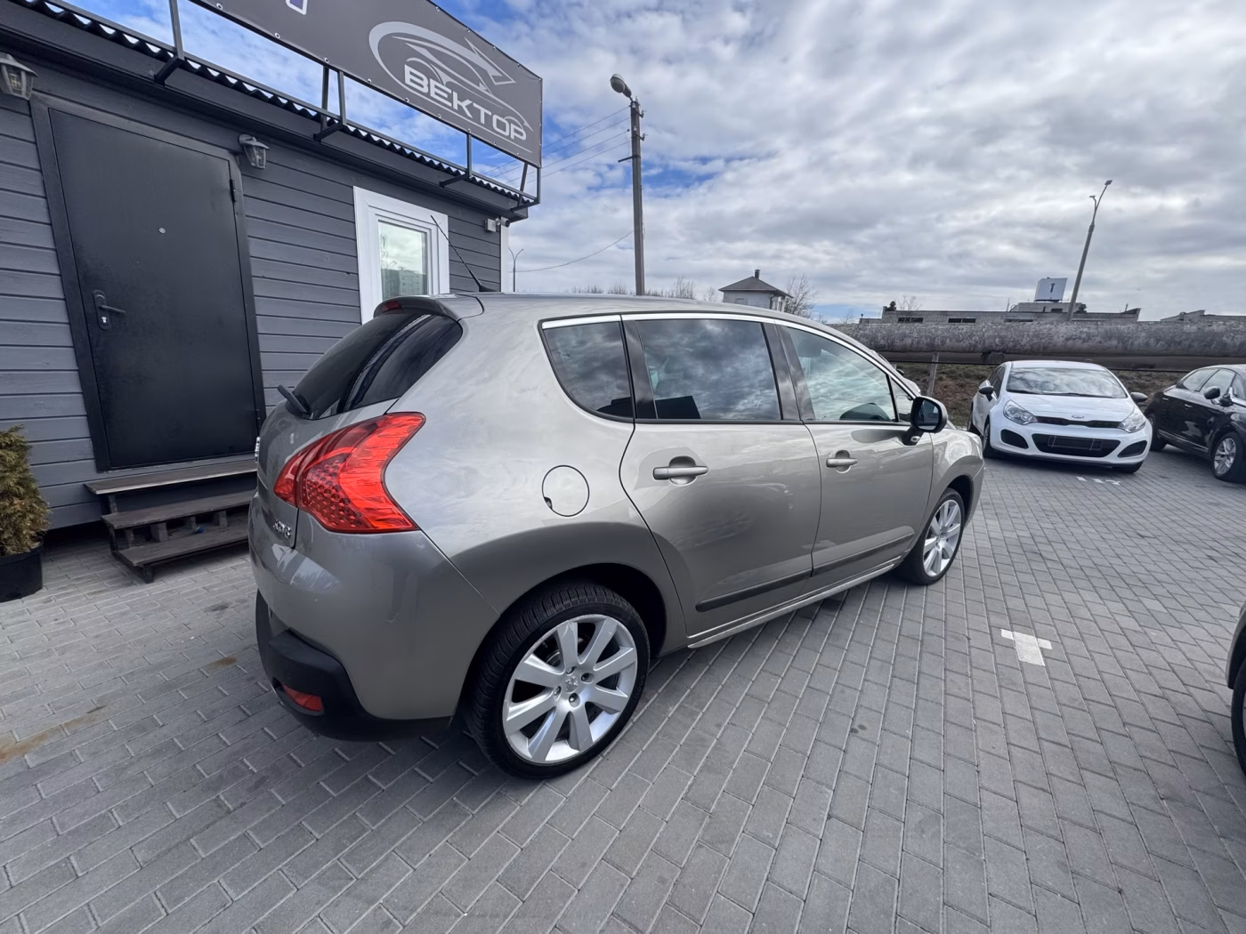 Peugeot 3008 фото 7