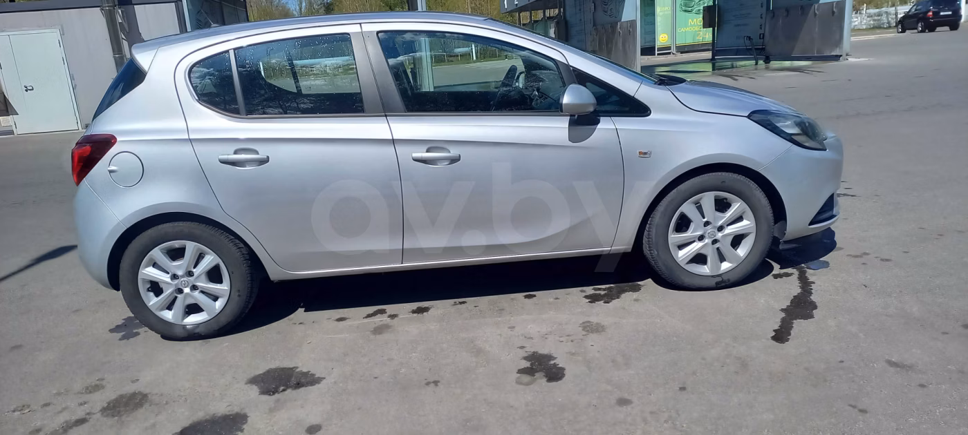 Opel Corsa фото 9