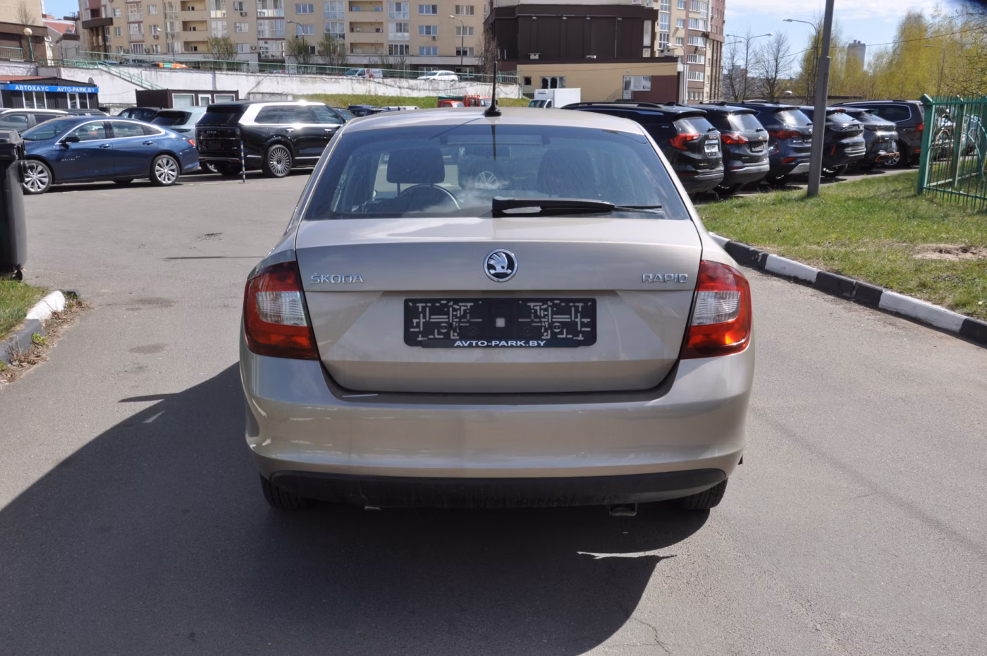 Skoda Rapid фото 5