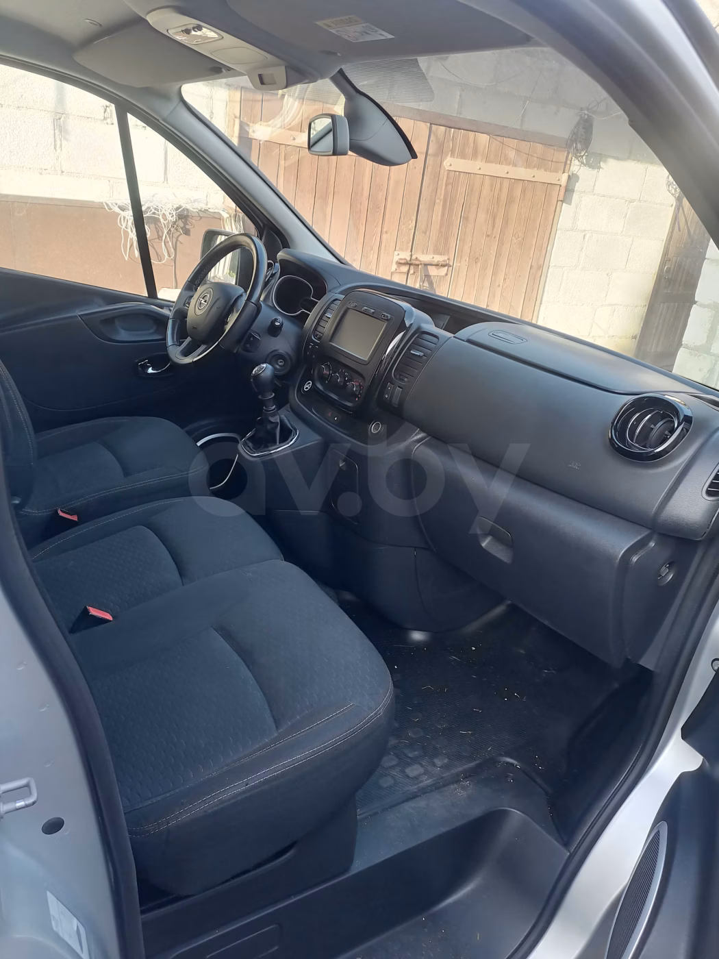 Opel Vivaro фото 12