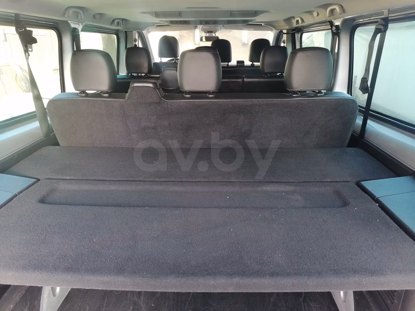 Opel Vivaro фото 9