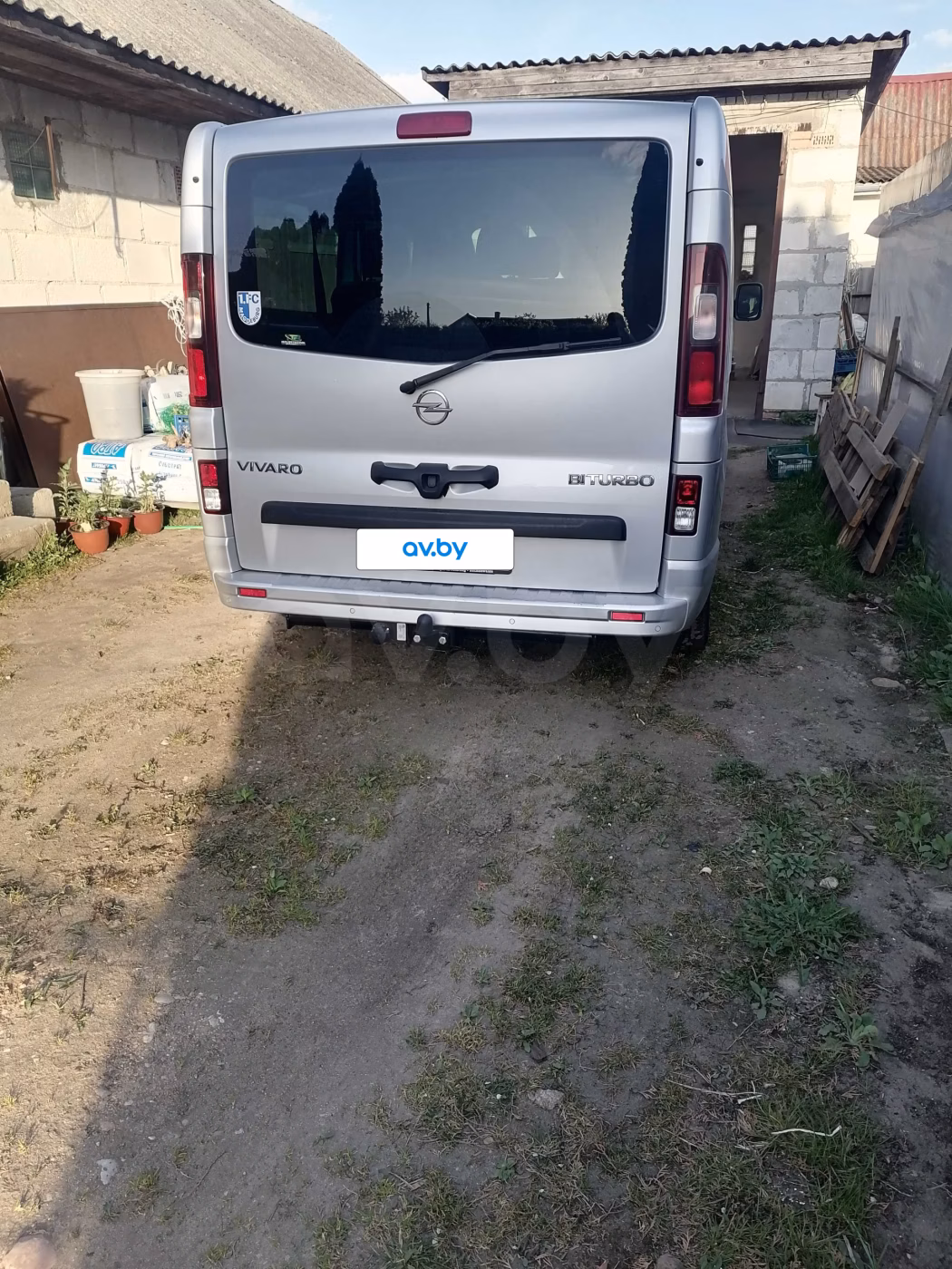 Opel Vivaro фото 2