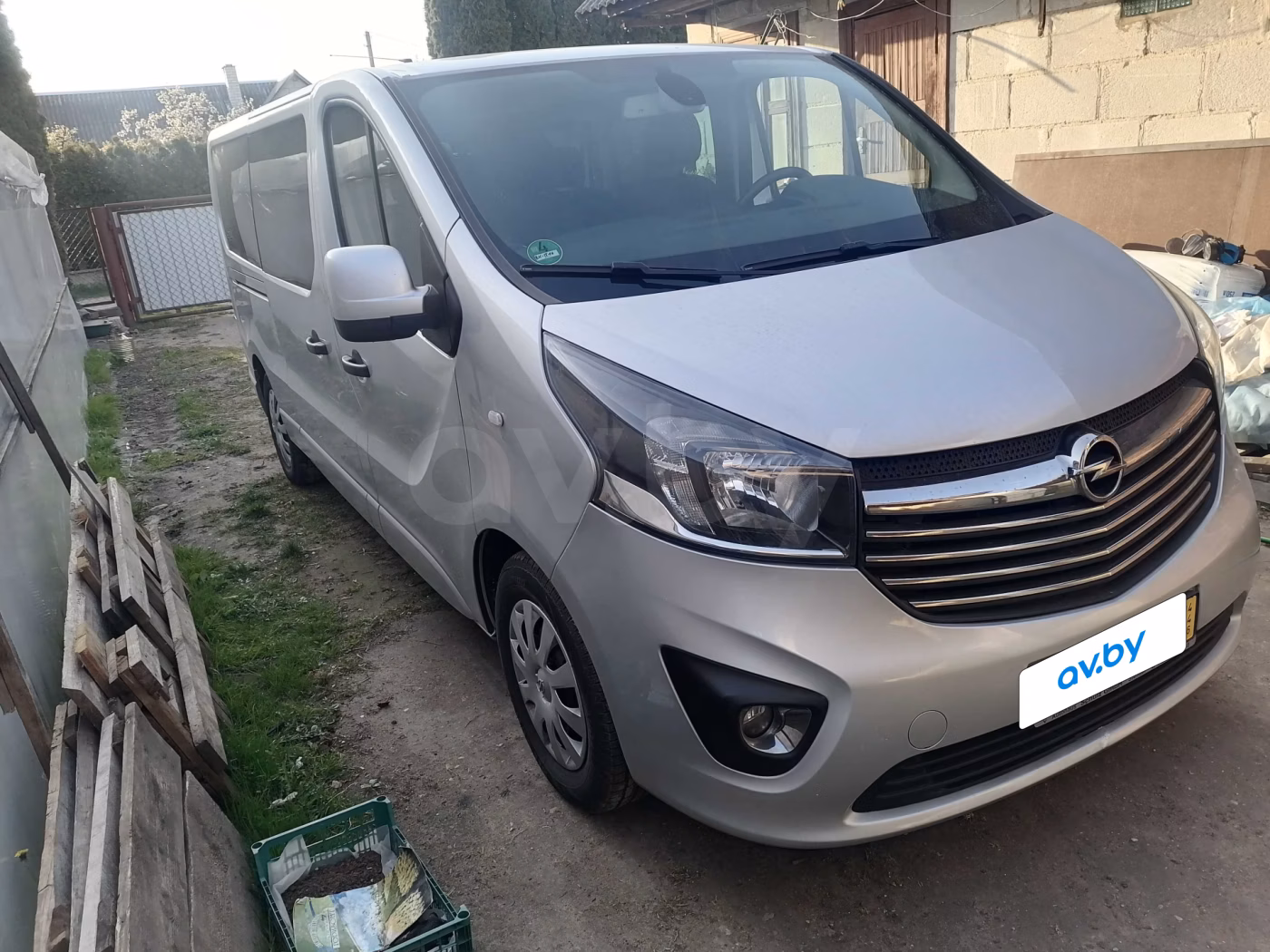 Opel Vivaro фото 6