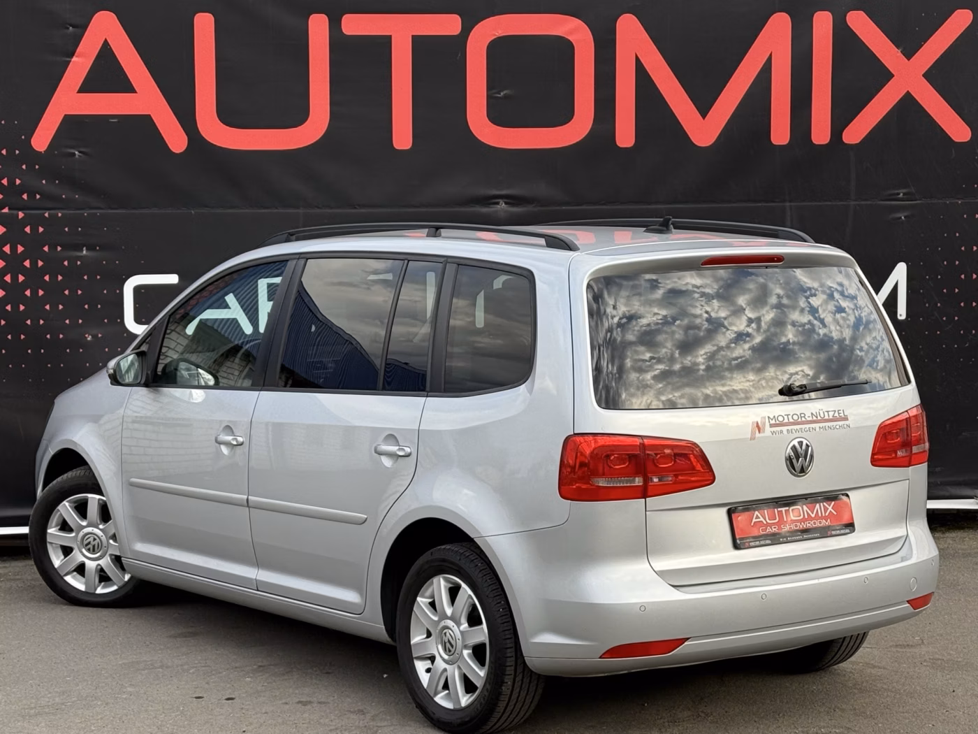 Volkswagen Touran фото 4