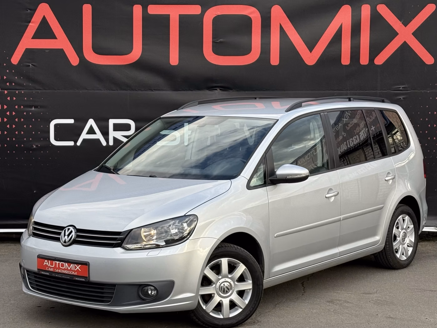 Volkswagen Touran фото 3