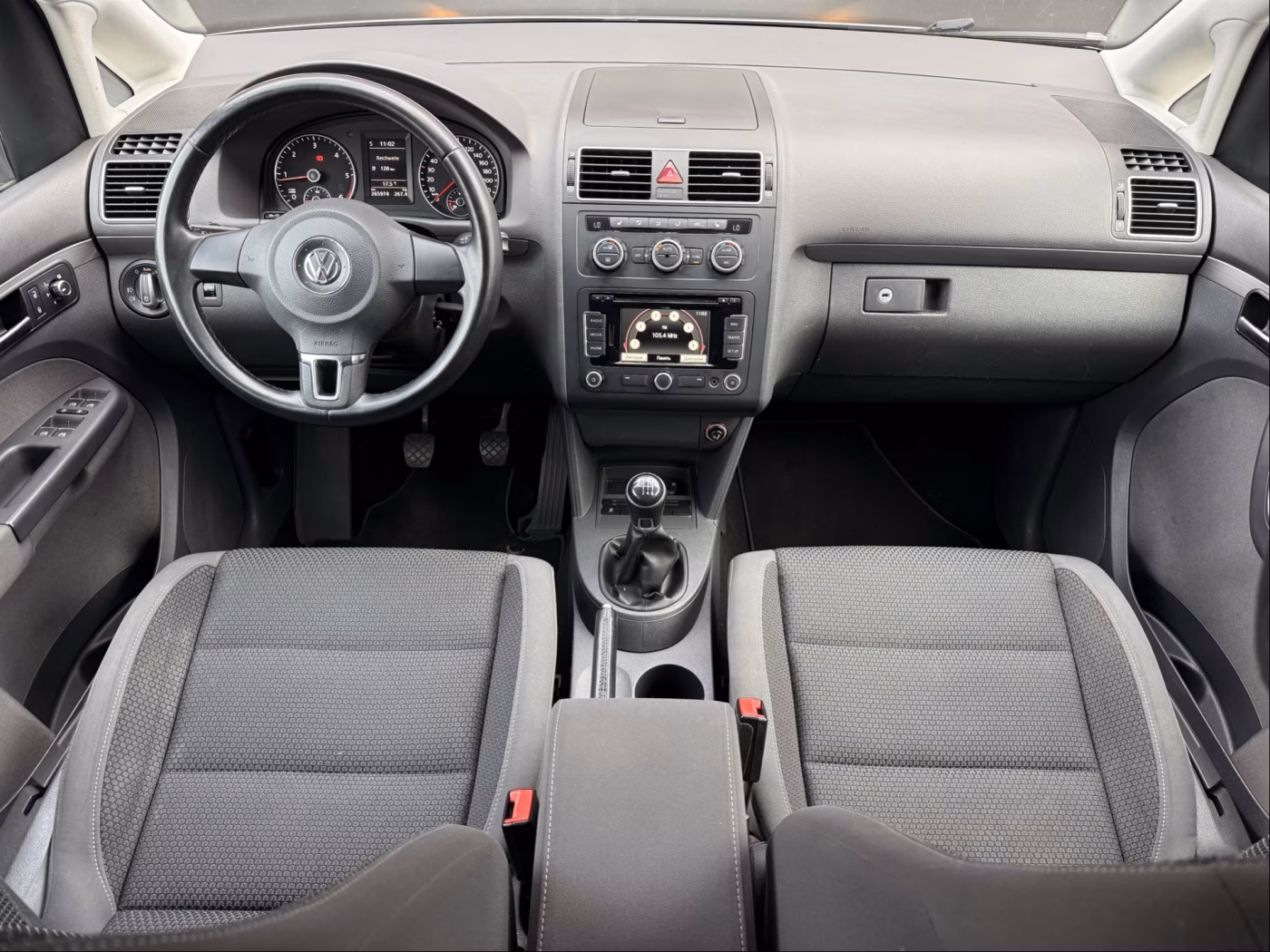 Volkswagen Touran фото 8