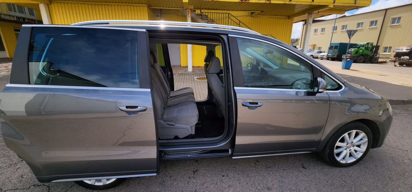 SEAT Alhambra фото 11
