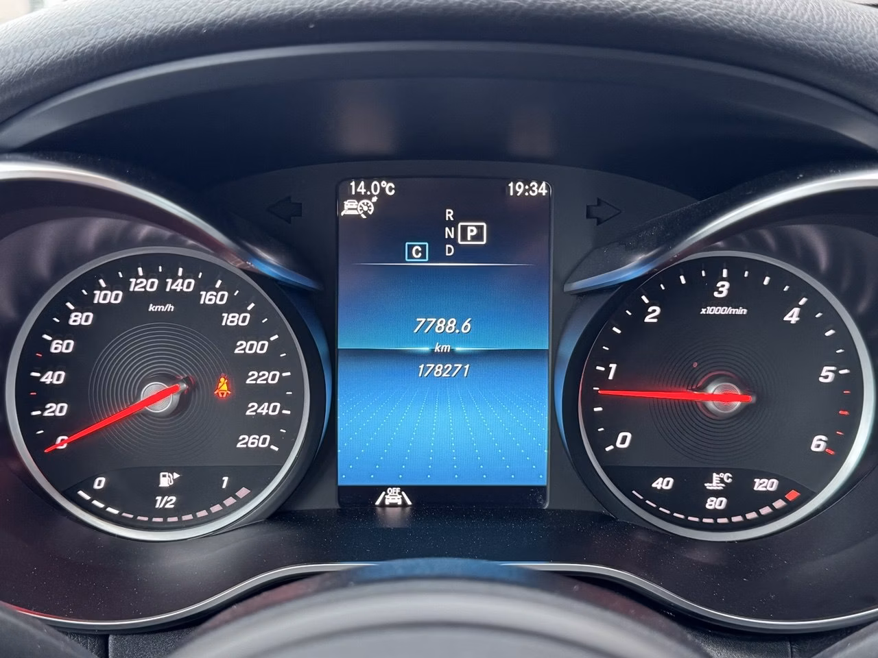 Mercedes-Benz C-Класс фото 17