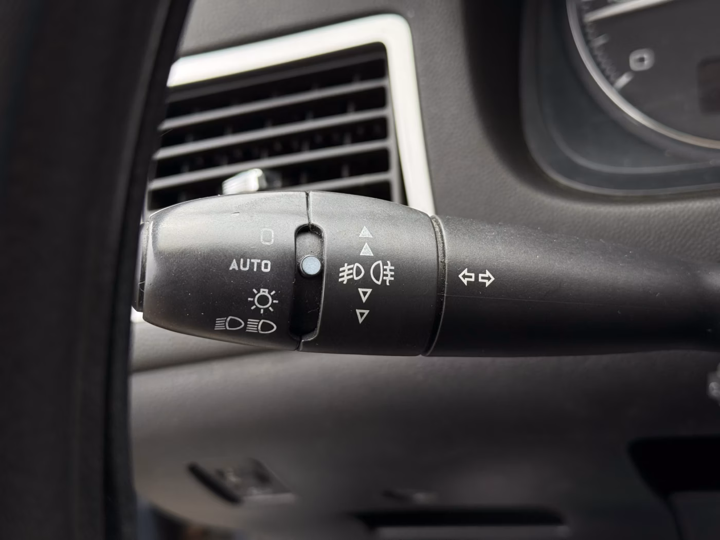 Peugeot 307 фото 16