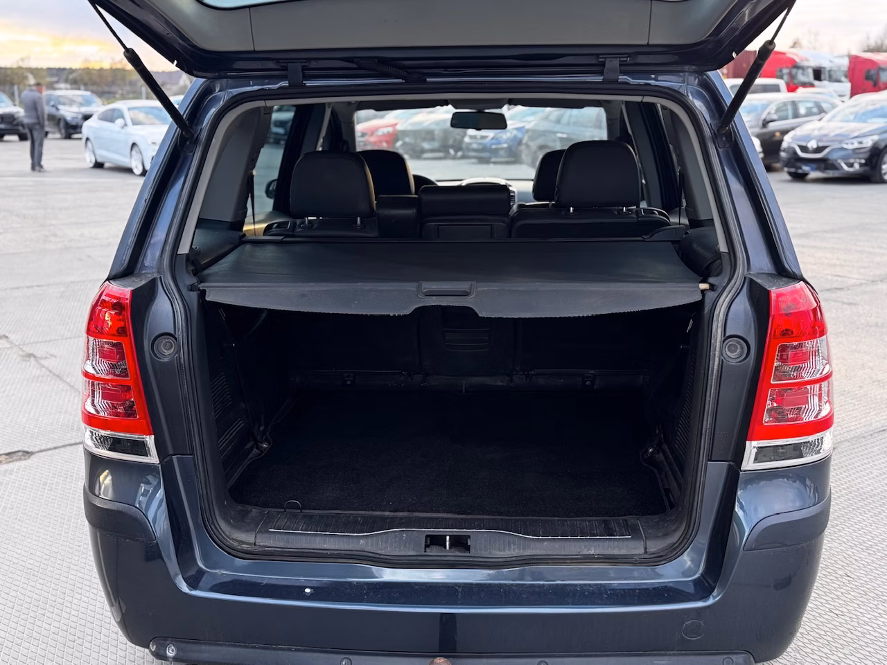 Opel Zafira фото 16