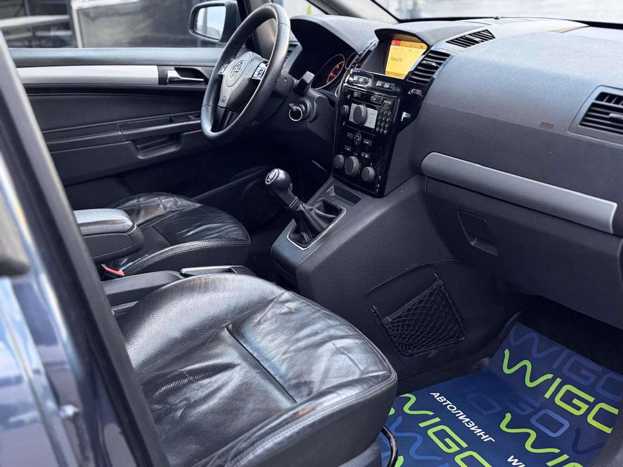Opel Zafira фото 13