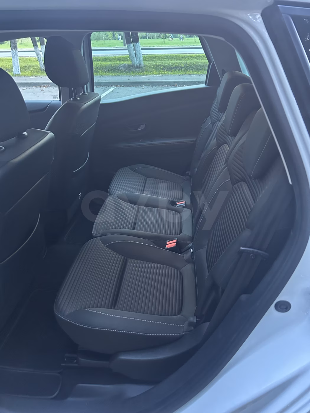 Renault Scenic фото 15