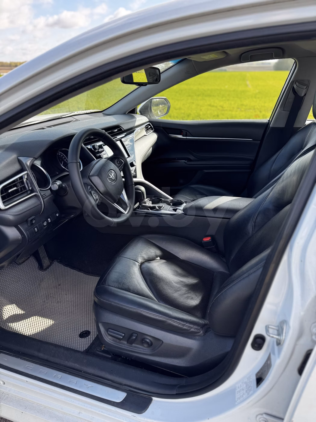 Toyota Camry фото 8