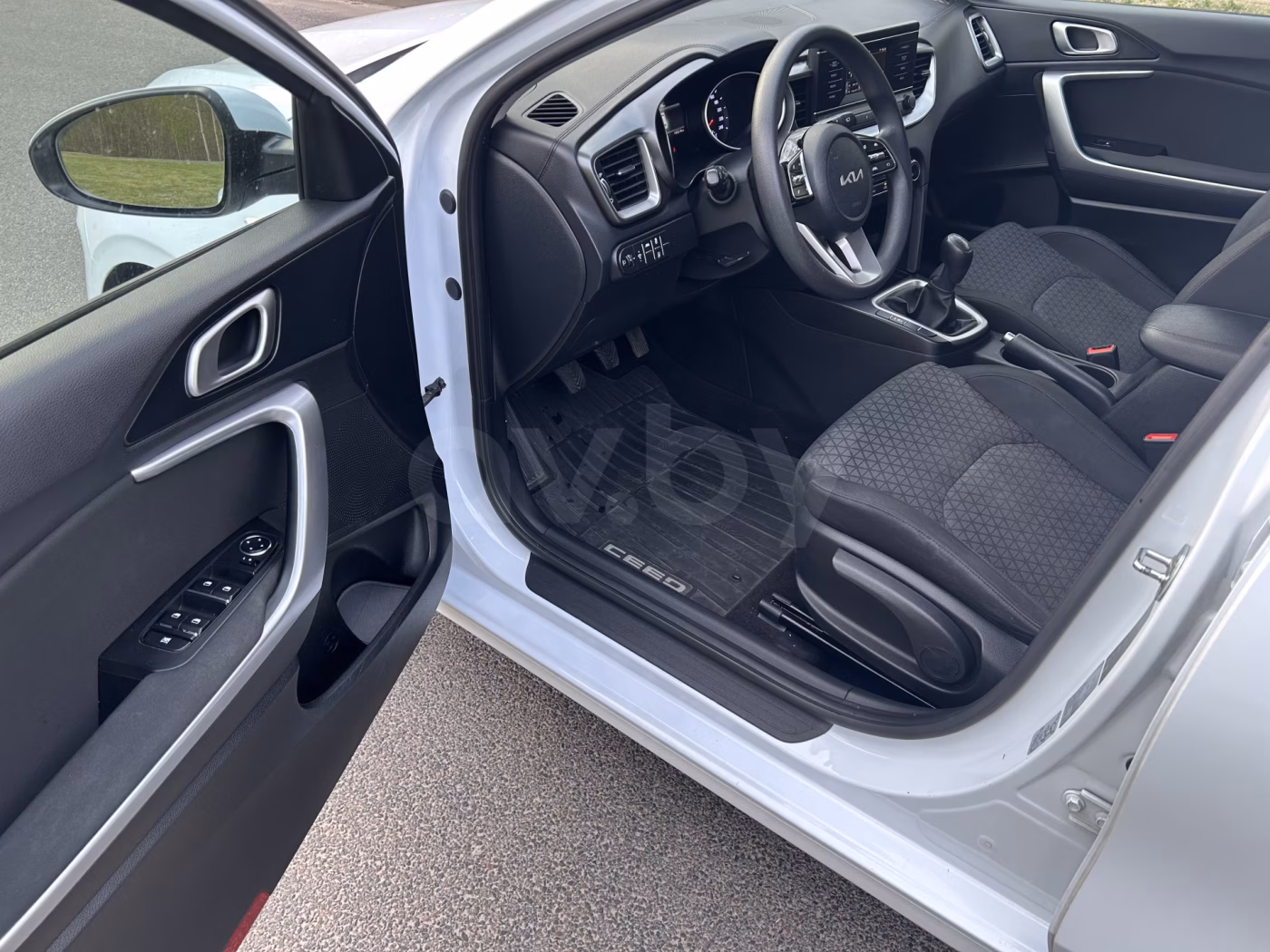 Kia Cee'd фото 14