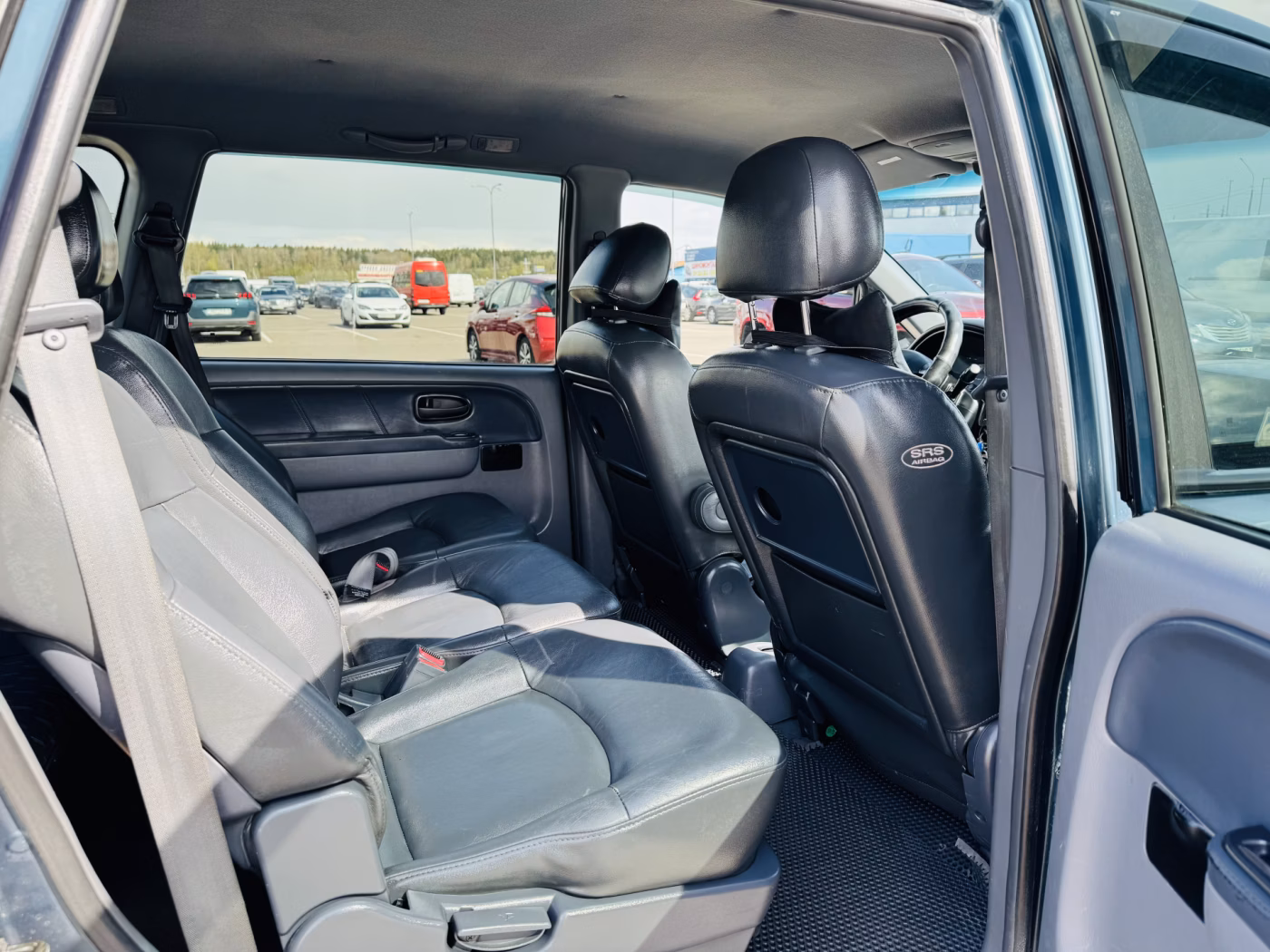 Hyundai Trajet фото 8