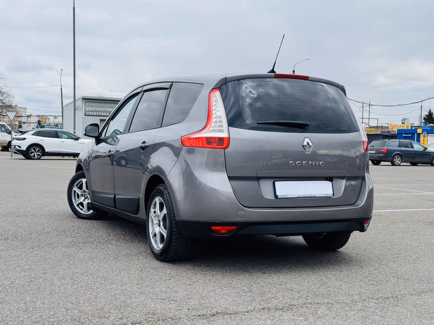 Renault Grand Scenic фото 4