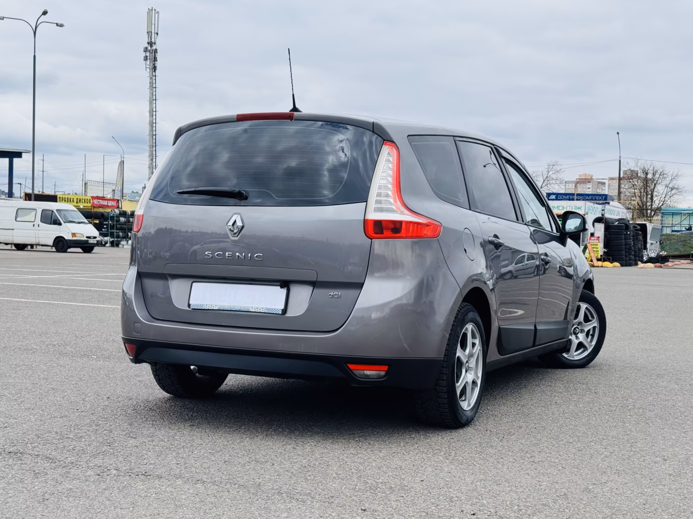 Renault Grand Scenic фото 2