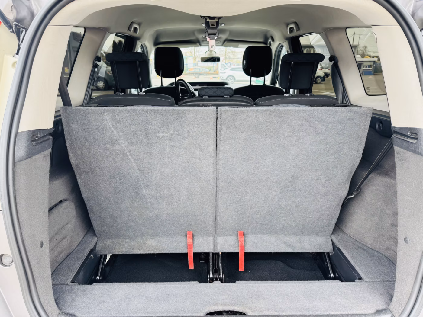Renault Grand Scenic фото 9