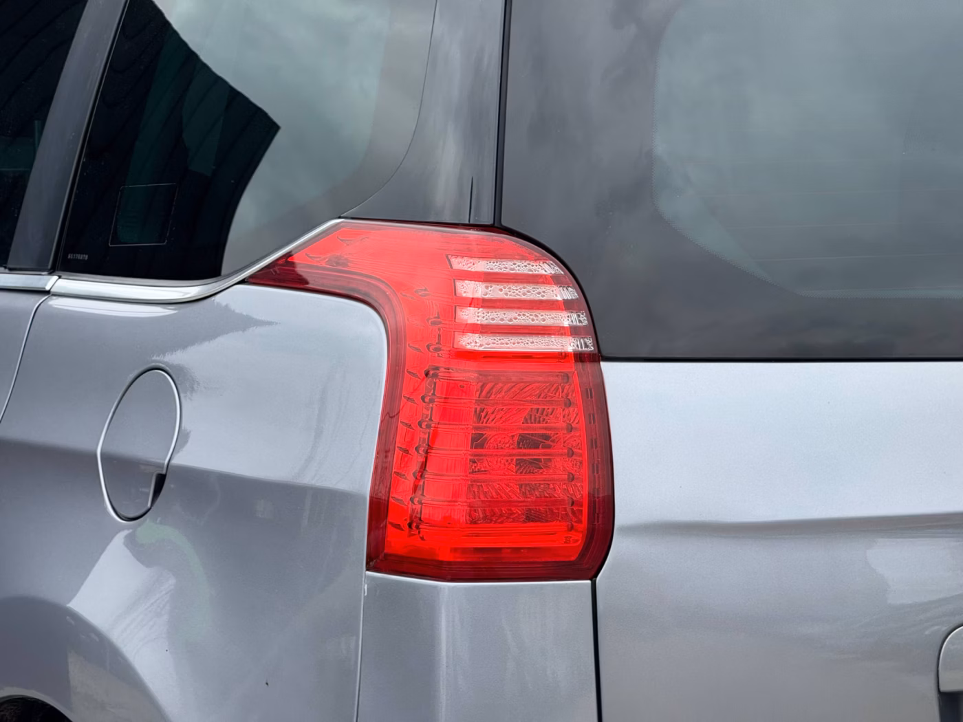 Peugeot 5008 фото 23