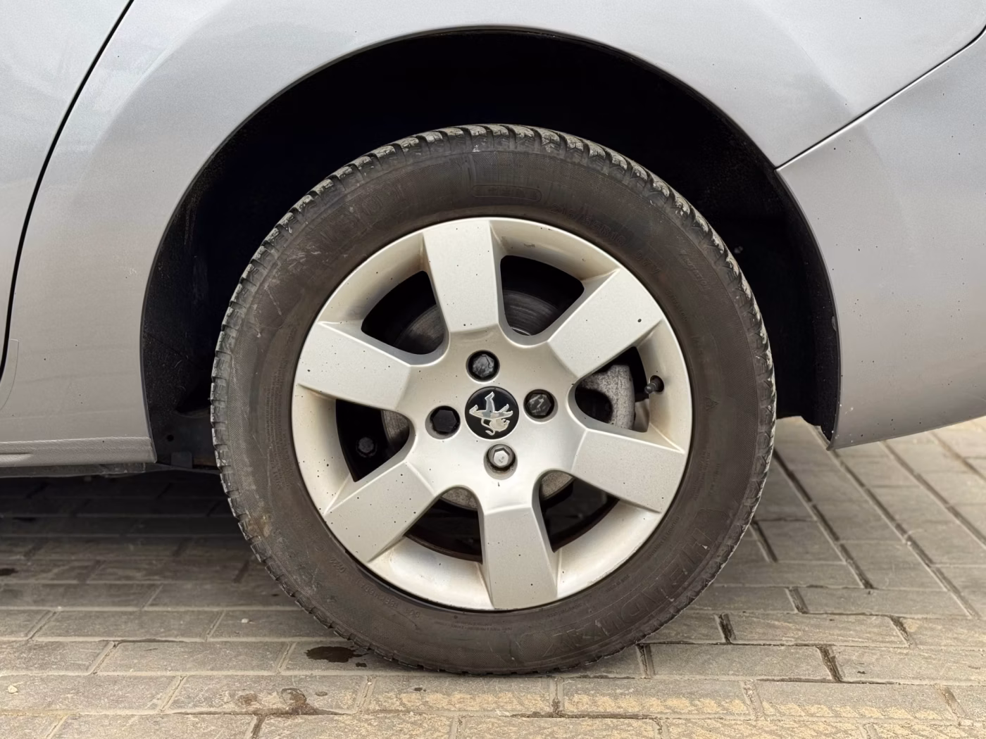 Peugeot 5008 фото 24
