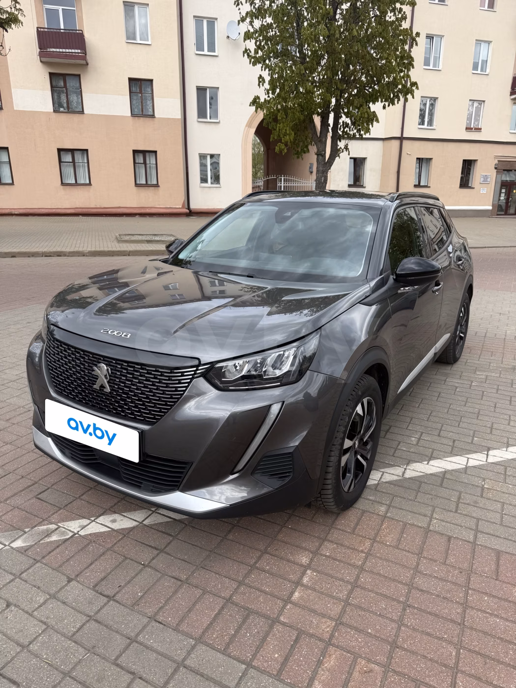 Peugeot 2008 фото 9