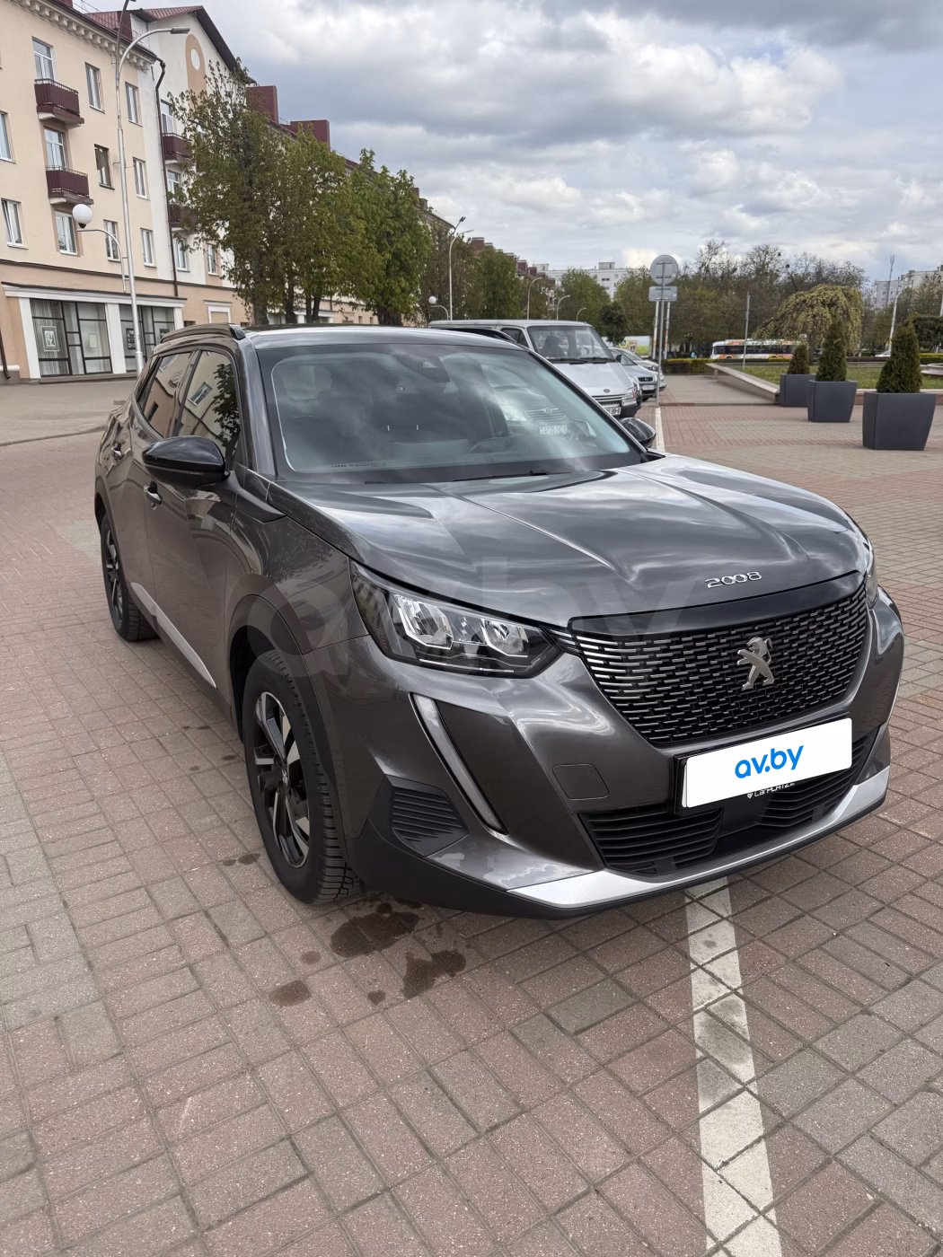 Peugeot 2008 фото 2