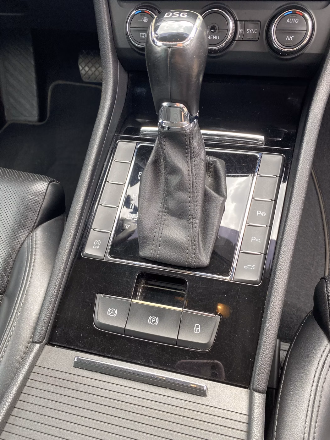 Skoda Superb фото 14