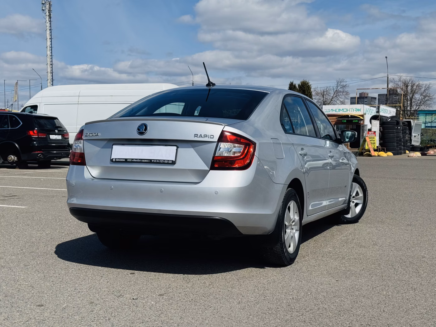 Skoda Rapid фото 2