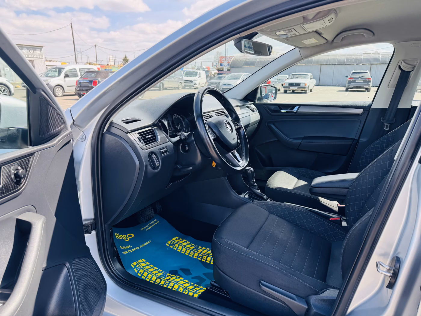 Skoda Rapid фото 5