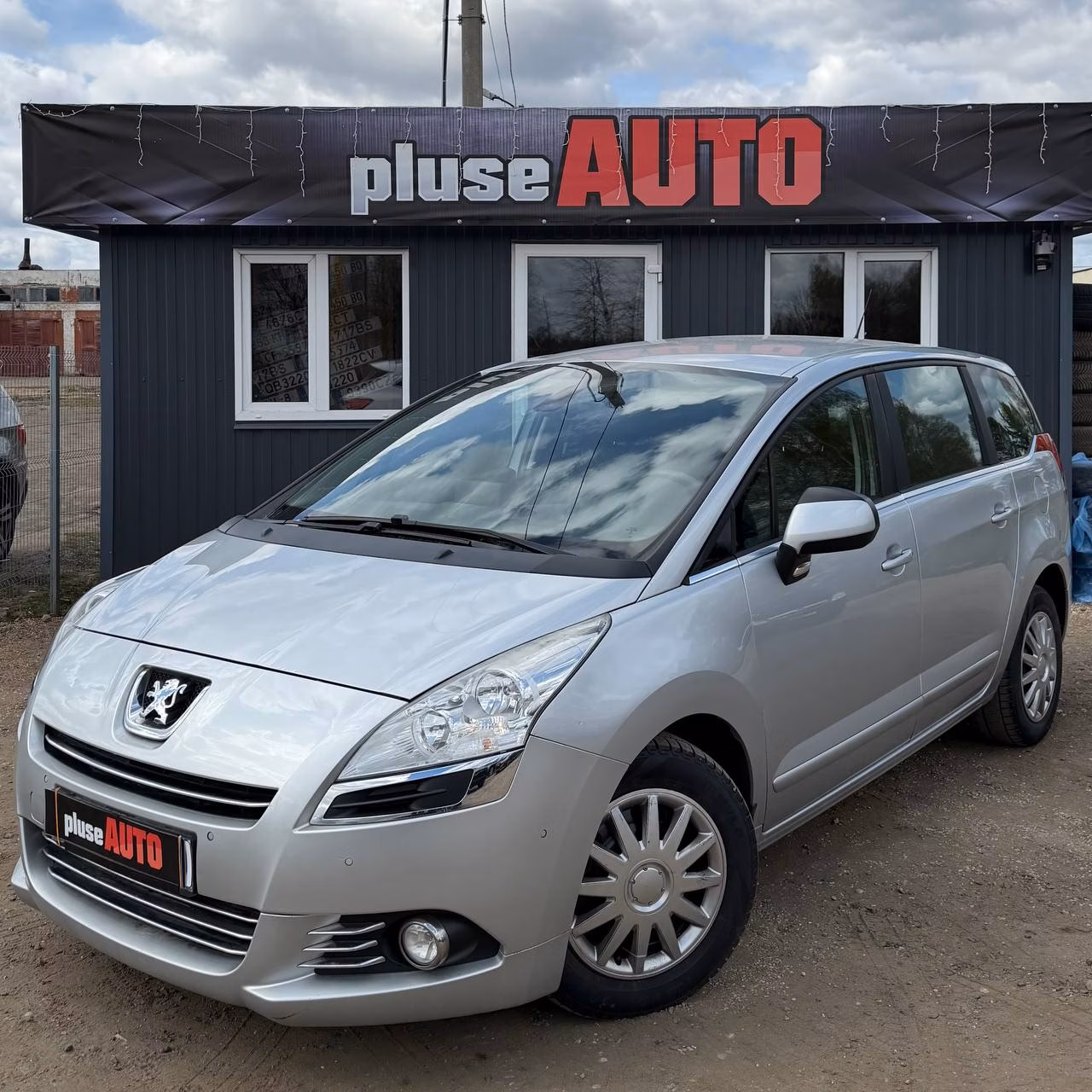 Peugeot 5008